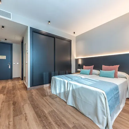 Universa Hoteles-2